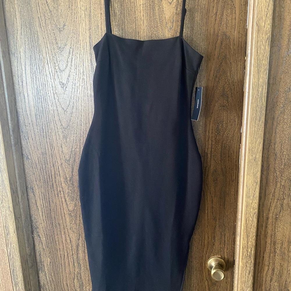 LuLu's Black Curve Bodycon Dress- NWT